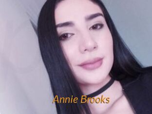 Annie_Brooks