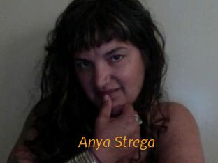 Anya_Strega