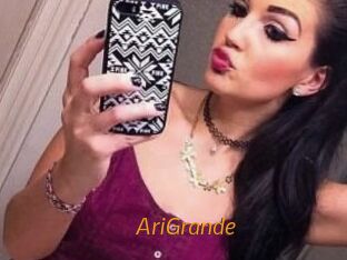 AriGrande