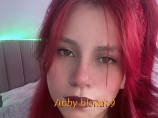 Abby_blond19