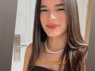 Ali_cross20
