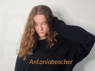 Antoniabeacher