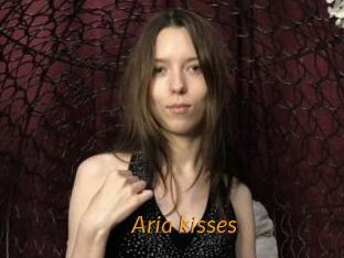 Aria_kisses