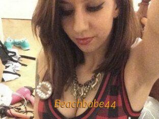 Beachbabe44