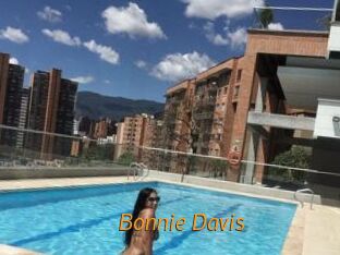 Bonnie_Davis