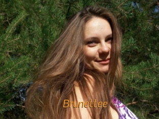 Brunettee