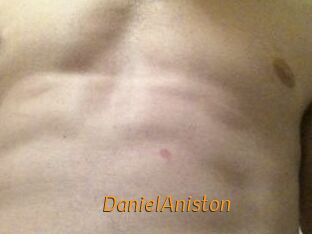 Daniel_Aniston