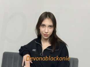 Devonablackonie