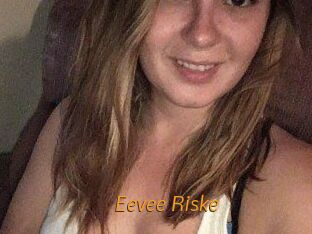 Eevee_Riske