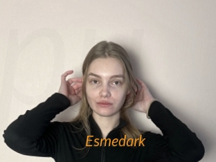 Esmedark