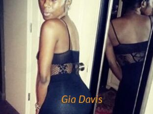 Gia_Davis