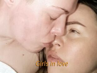 Girls_in_love