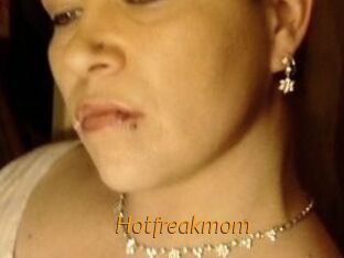 Hotfreakmom