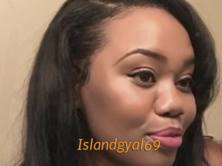 Islandgyal69