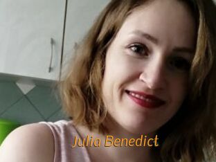 Julia_Benedict