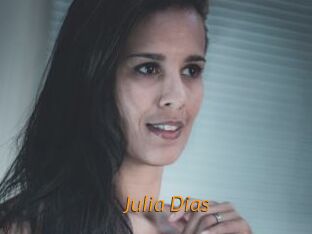 Julia_Dias