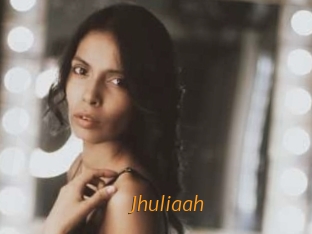 Jhuliaah
