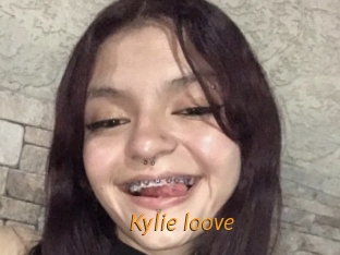 Kylie_loove
