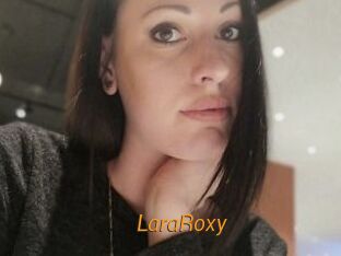 LaraRoxy