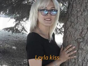Leyla_kiss