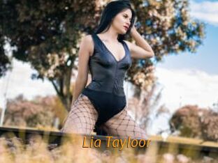 Lia_Tayloor