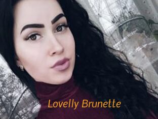 Lovelly_Brunette