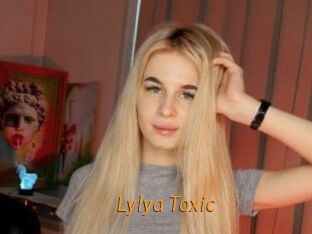 Lylya_Toxic