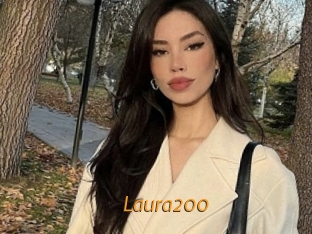 Laura200