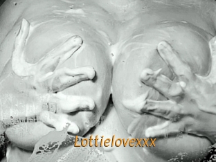 Lottielovexxx