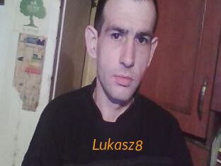 Lukasz8