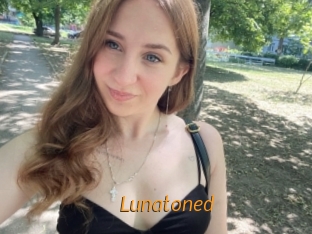Lunatoned