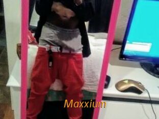 Maxxium