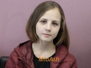 MiaAsh