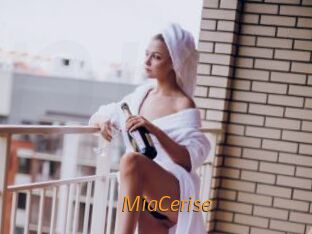 MiaCerise