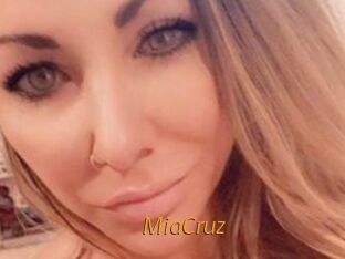 MiaCruz