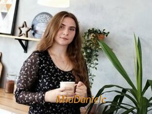 MiaDanielc