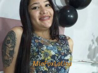 MiaFoxLatina