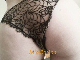 Mia_Boston