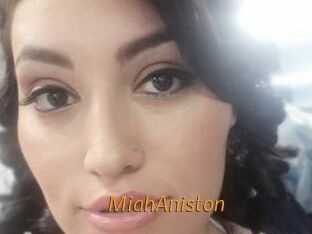 MiahAniston