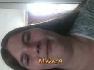 Mieke69