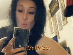 MorticiaXx