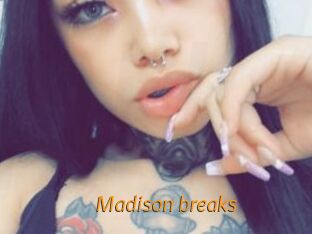 Madison_breaks