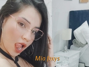 Mia_foxys