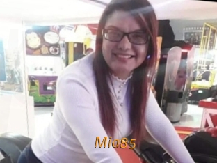 Mia85