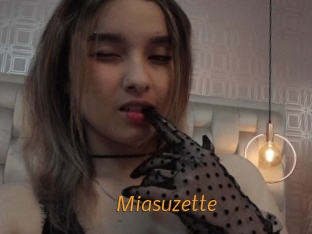 Miasuzette
