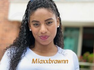 Miaxxbrawnn