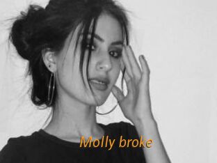 Molly_broke