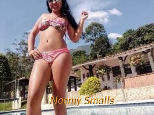 Naomy_Smalls