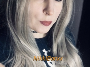 NikkiBanxx