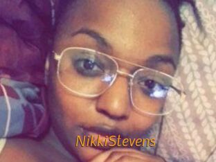 Nikki_Stevens